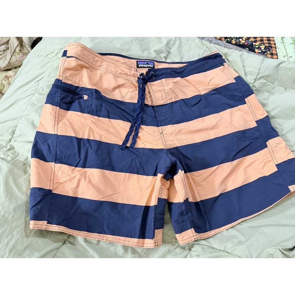 Men's Patagonia Minimalist Wavefarer Pastel Salmon Swim Suit Board Shorts Sz 40
